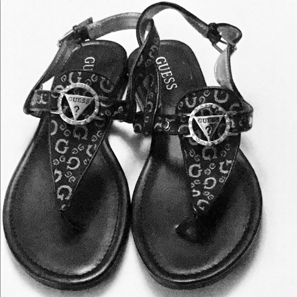 guess black flat sandals